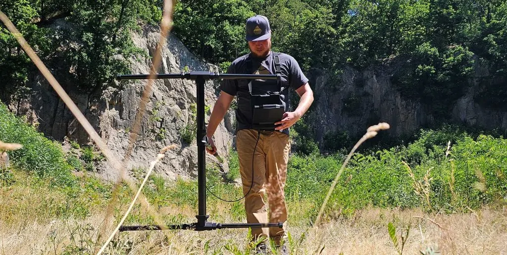 EXP 7000 3D GROUND SCANNER