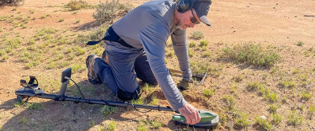 garrett axiom gold detector for desert prospecting